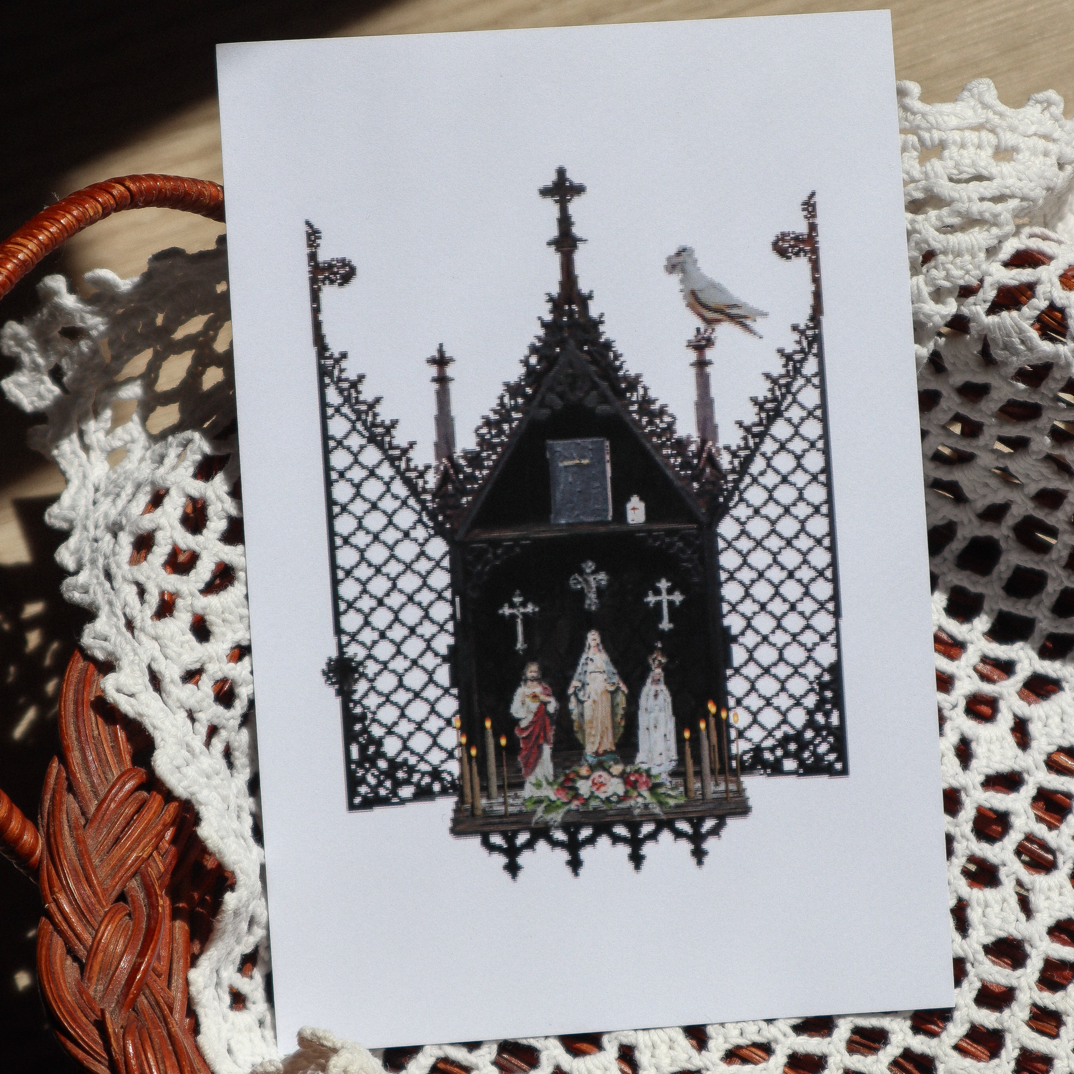 ALTAR POSTCARD